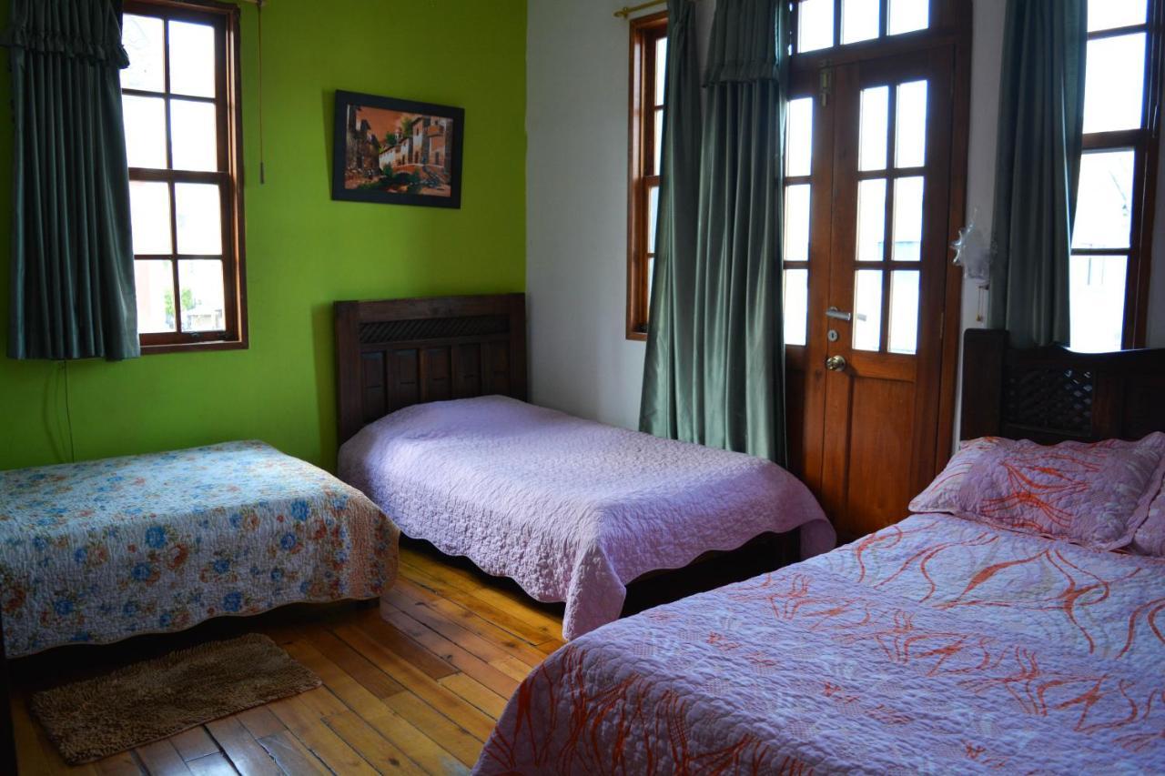 Hostal Del Piamonte Quito Exterior photo