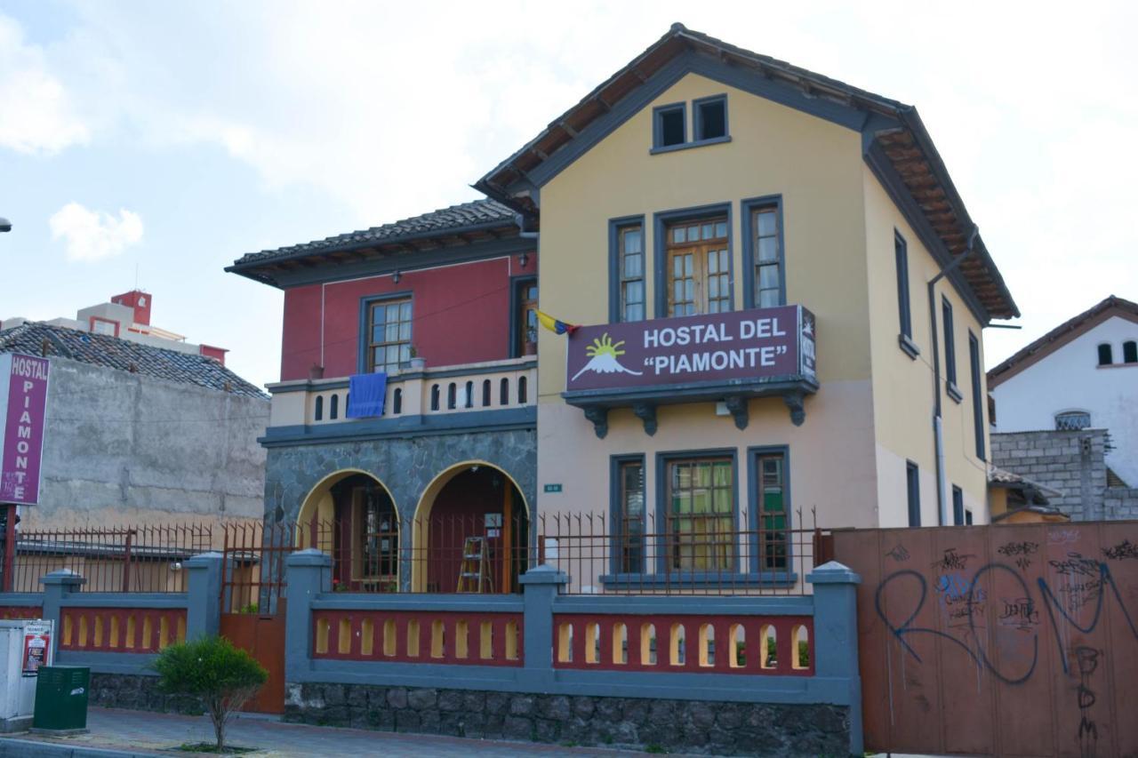 Hostal Del Piamonte Quito Exterior photo